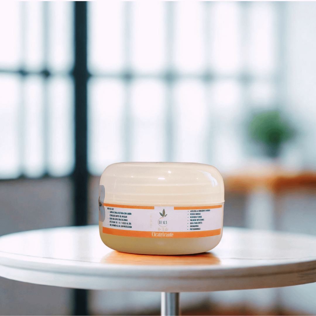 Pote de Crema Cicatrizante de ozono Lualy O-3Life, mostrando su fórmula especializada para la regeneración de la piel.